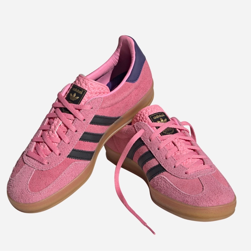 Adidas Gazelle Pink Women’s Size 6- Pre owned in Great Condition